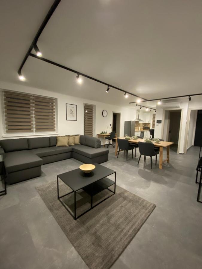 Twin House * Gyál